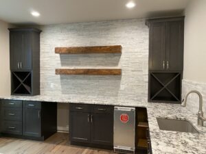 nice kitchen with hardwood floor